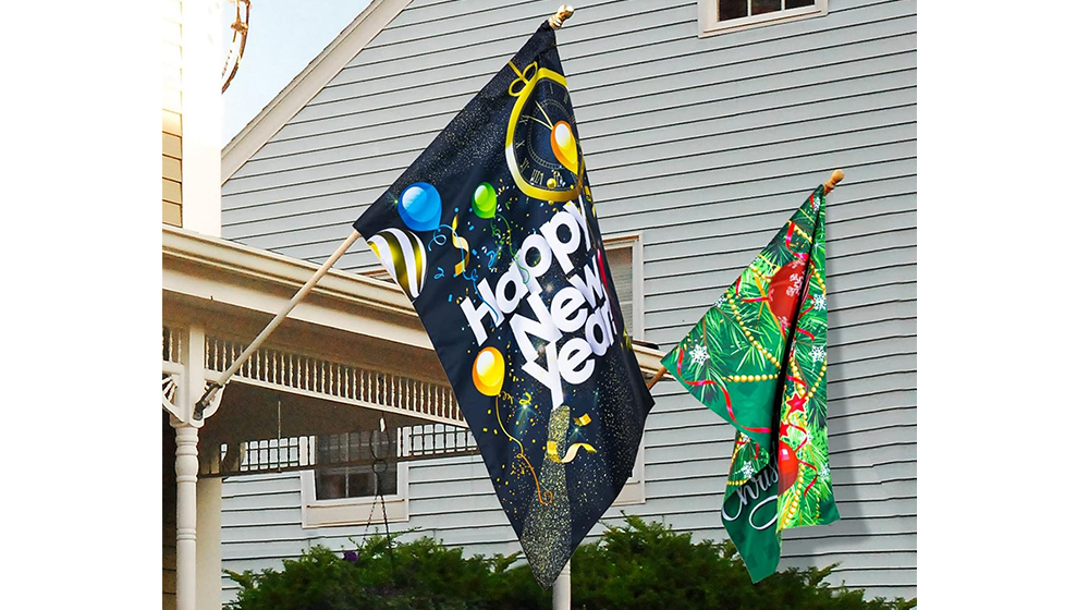Outdoor Holiday Flags